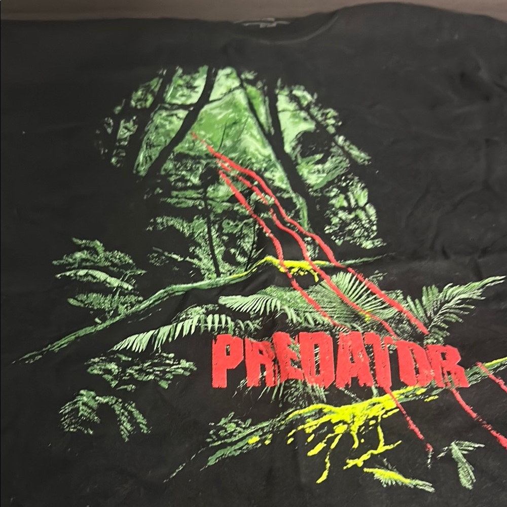 Predator short sleeve tshirt - BlackGreen
